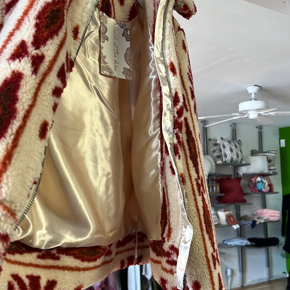 Jacket - Picture 2 of 3